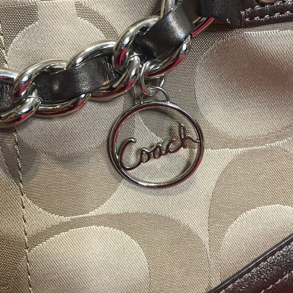 Vintage Coach VGUC - Picture 2 of 10